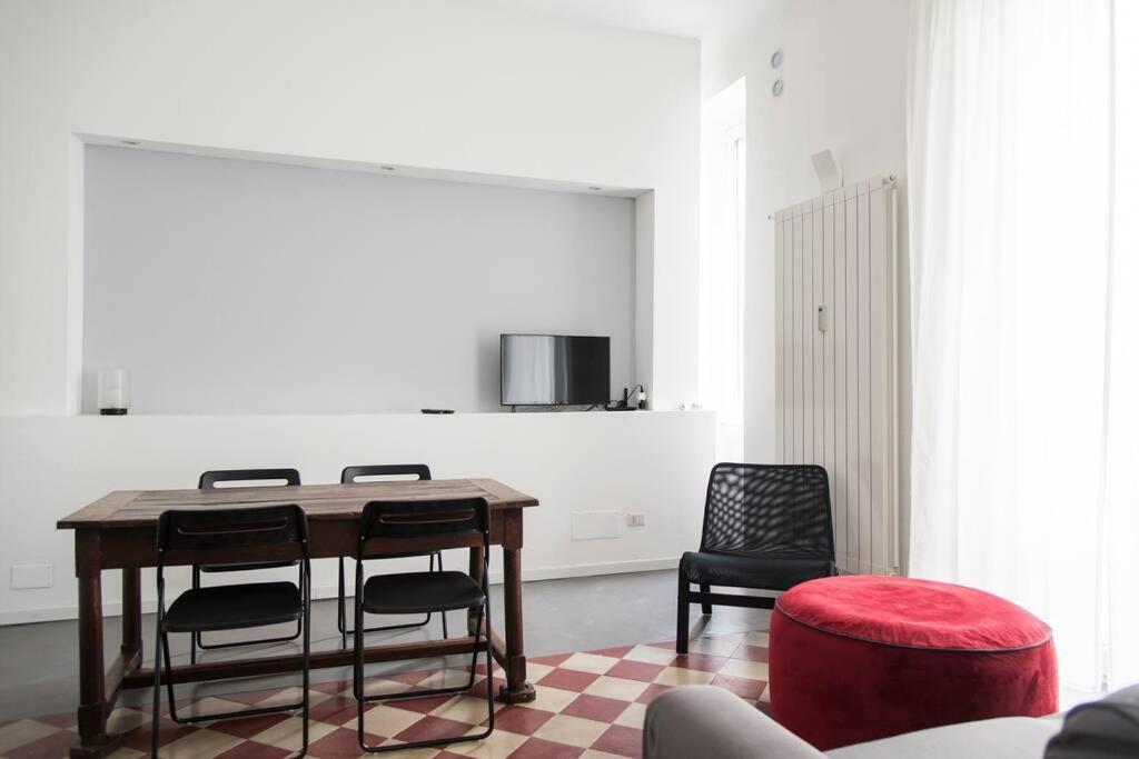Mico 1 Bedroom Apartment - Youhosty Милан Экстерьер фото